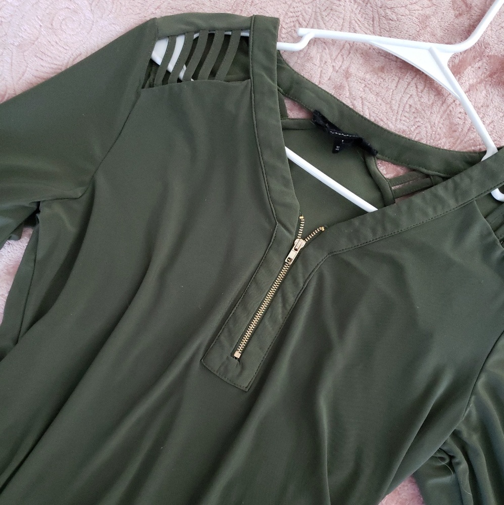 Sage Green 3/4 sleeve top with cut outs